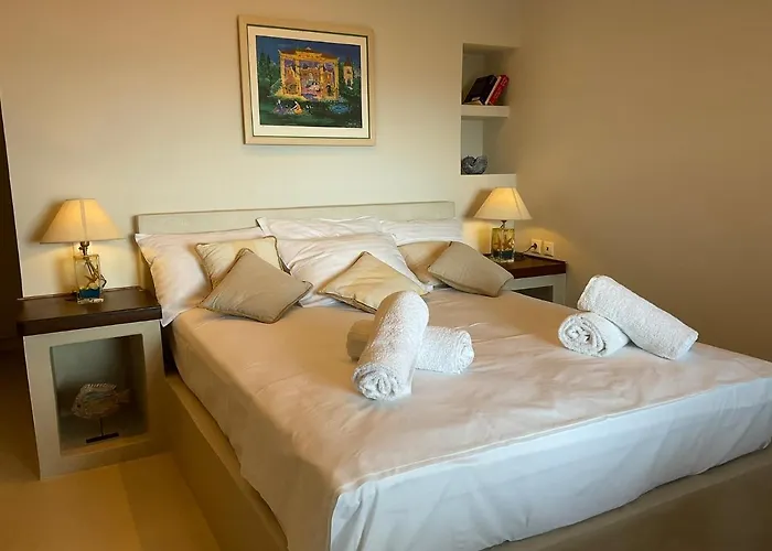 Vila Keasouth Koundouros